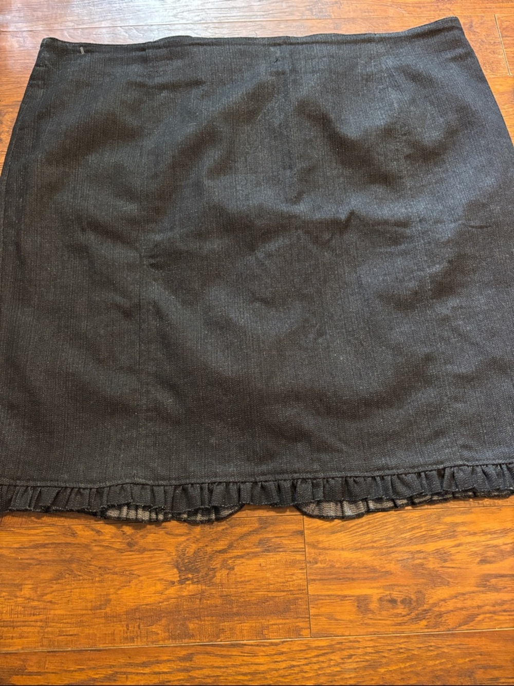 Classic Dark Denim Women's Skirt with Ruffle Hem